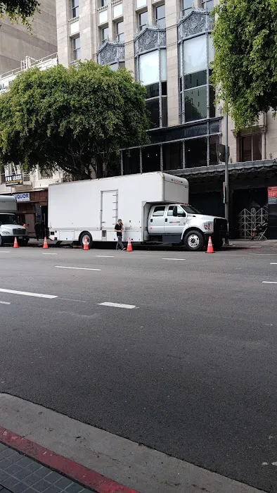 Avon Rents - Hollywood Picture 4
