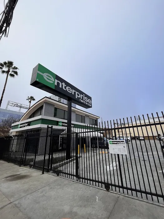 Enterprise Rent-A-Car Picture 2