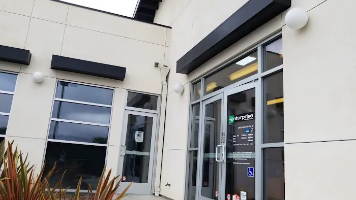 Enterprise Rent-A-Car Picture 3