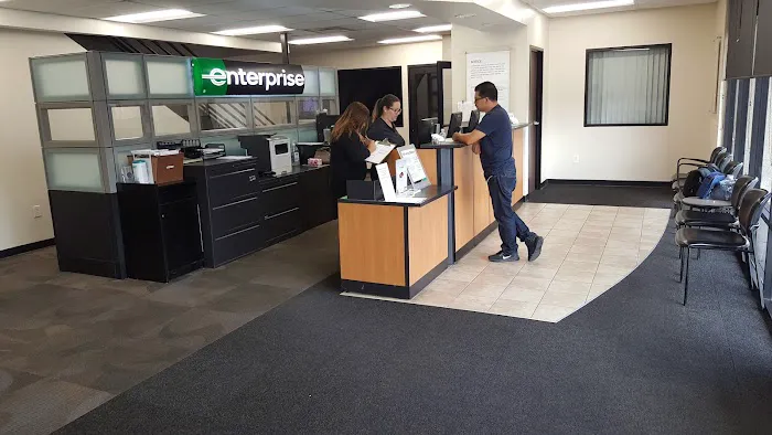 Enterprise Rent-A-Car Picture 2