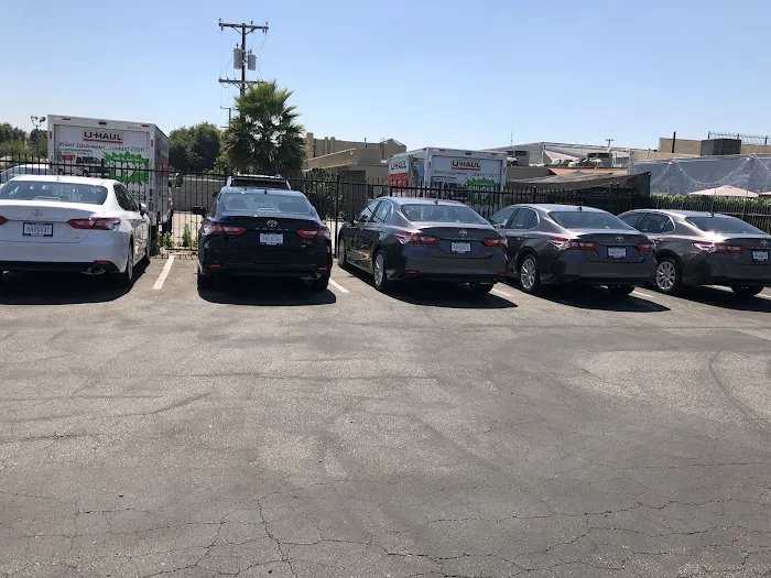 K&X Car Rental Service Inc. 柯信租车柔似蜜店 Picture 8