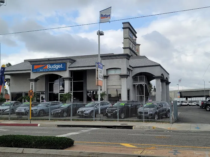 Budget Car Rental Picture 3
