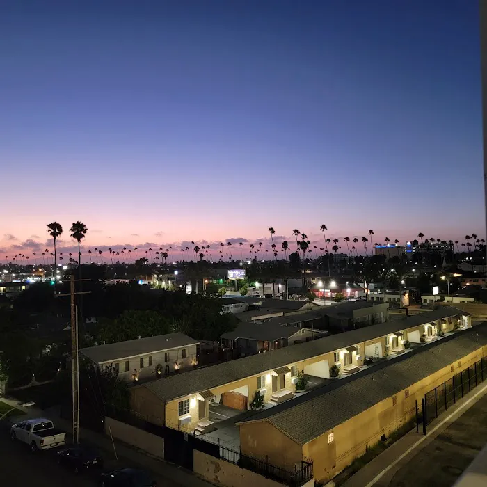 Midway Car Rental and Sales El Segundo Picture 5