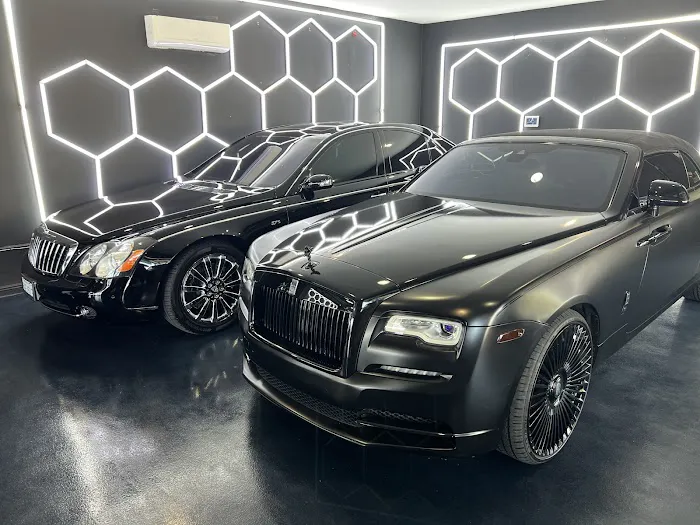 Royal Exotic Car Rental Picture 5