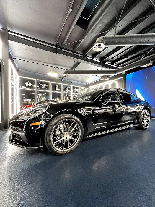 Royal Exotic Car Rental Picture 7