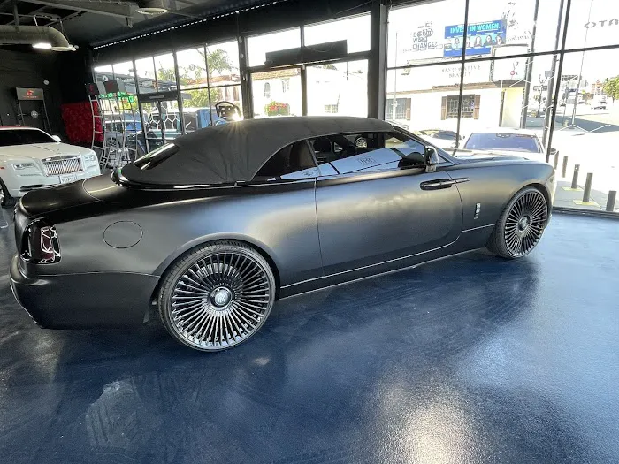 Royal Exotic Car Rental Picture 10