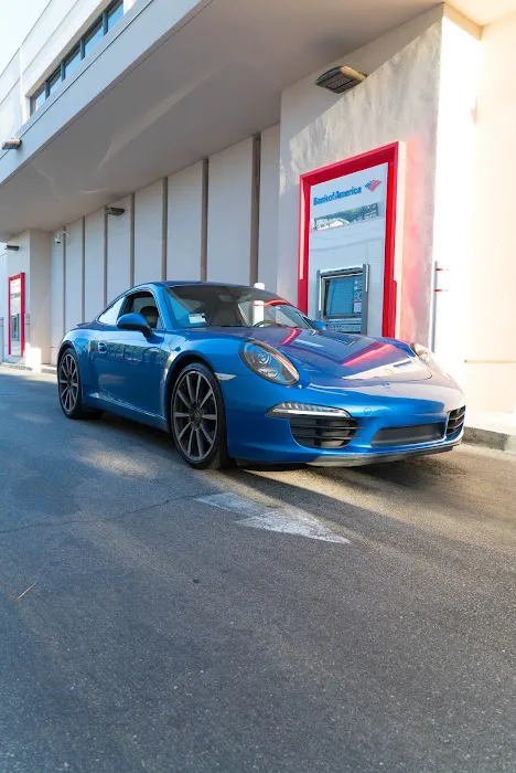 Corsa Auto Rental Picture 1