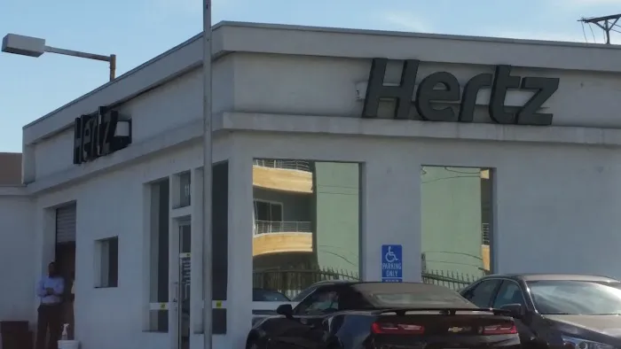 Hertz Car Rental - Los Angeles - S La Cienega Boulevard Picture 6