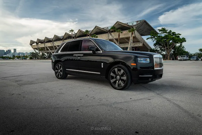 Fyve Exotic Car Rentals Los Angeles Picture 3