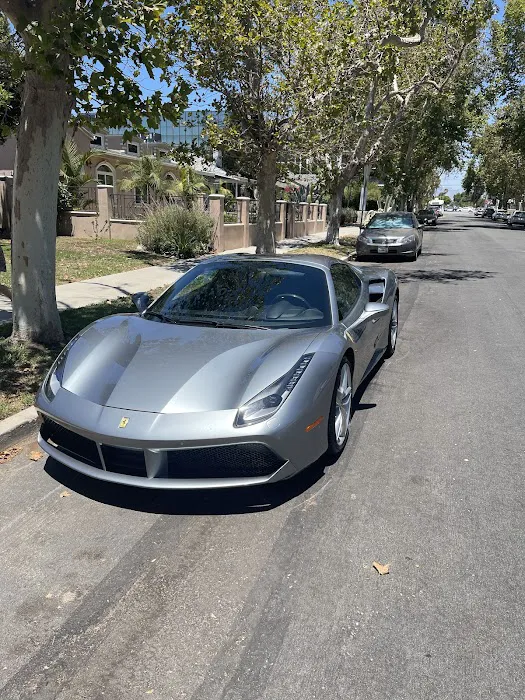Fyve Exotic Car Rentals Los Angeles Picture 4