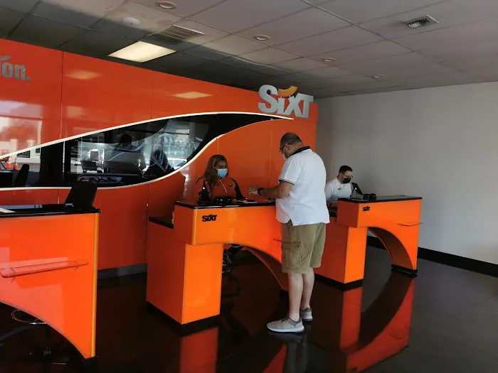 SIXT Rent a Car Beverly Hills Picture 1
