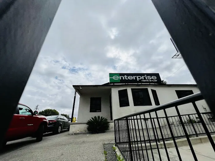 Enterprise Rent-A-Car Picture 2