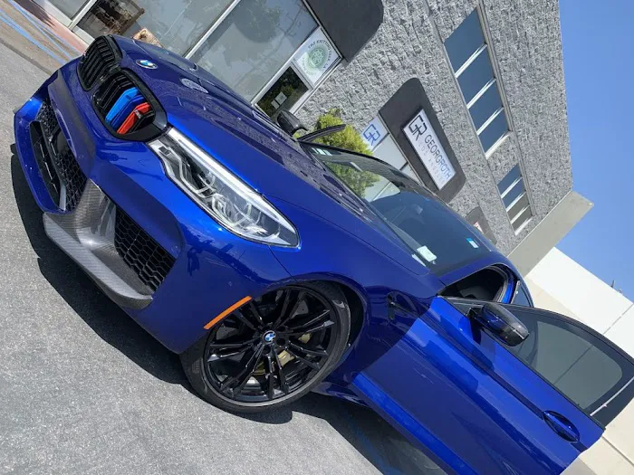 Black & Blue Luxury Sport Rentals Inc Picture 3