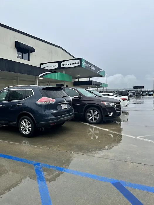Enterprise Rent-A-Car Picture 1
