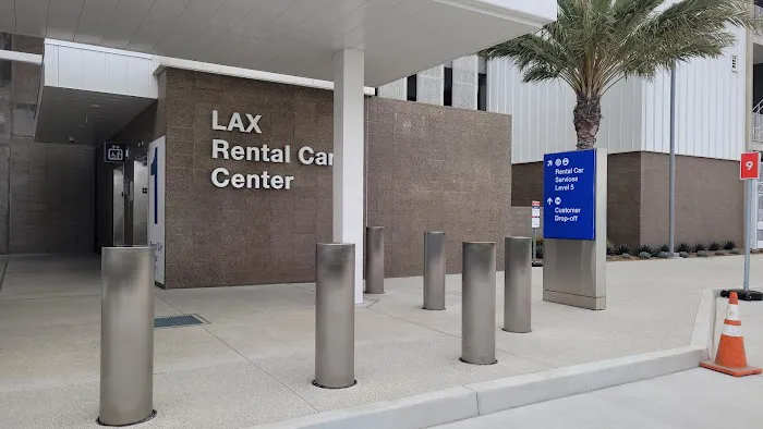 LAX Rental Car Center Picture 2