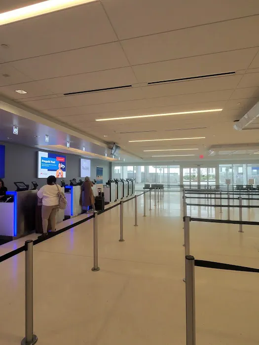 LAX Rental Car Center Picture 1
