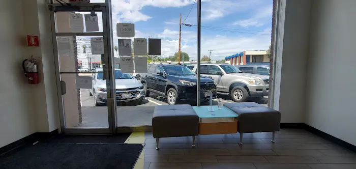 Hertz Car Rental - Whittier - Whittier Boulevard Picture 8