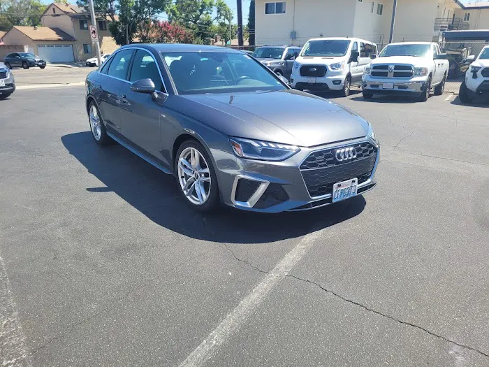 Enterprise Rent-A-Car Picture 8