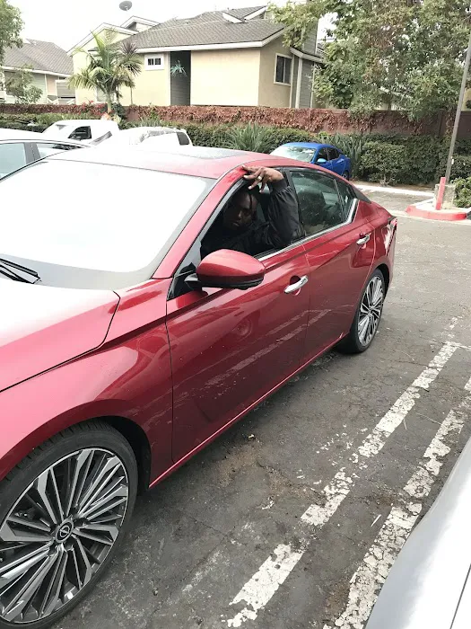 Avis Budget Car & Truck Rental Picture 7