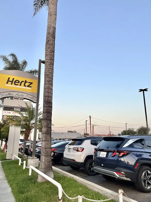 Hertz Car Rental - El Monte - Garvey Avenue Picture 3
