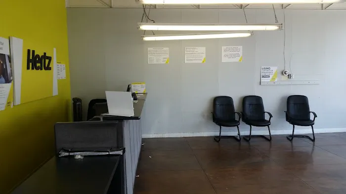 Hertz Car Rental - El Monte - Garvey Avenue Picture 7