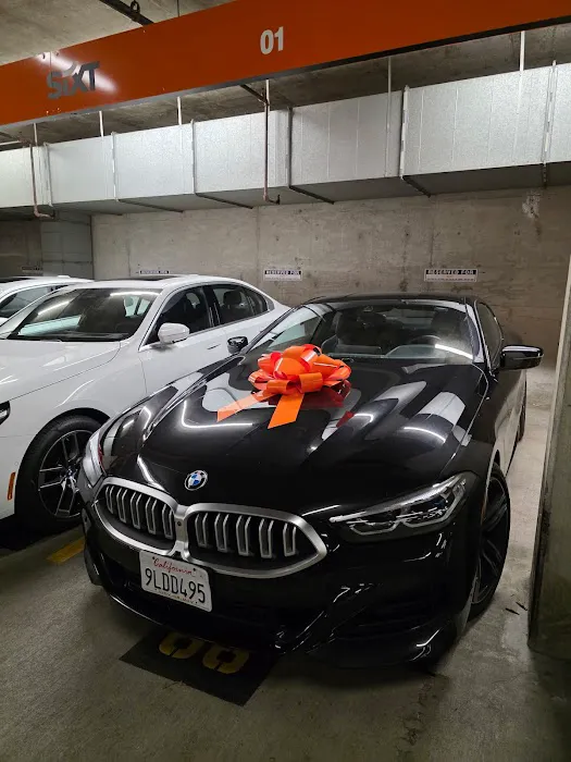 SIXT Rent a Car Pasadena Downtown Picture 1