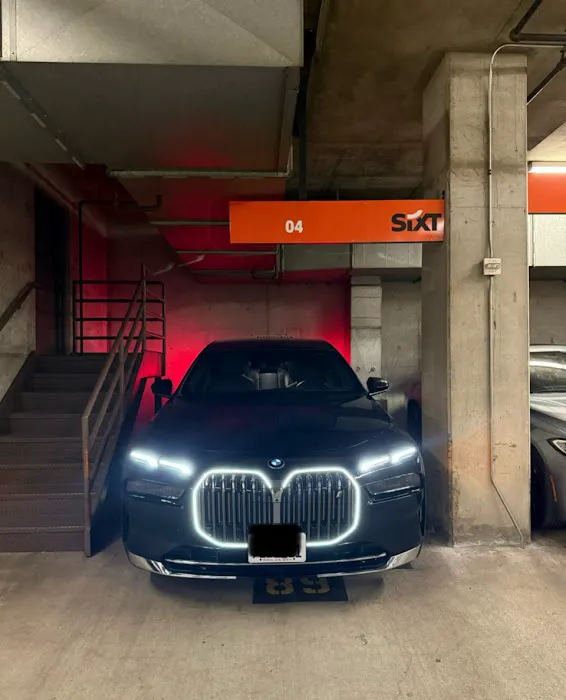 SIXT Rent a Car Pasadena Downtown Picture 7