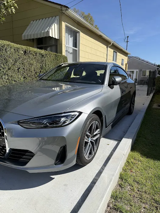 SIXT Rent a Car Pasadena Downtown Picture 10