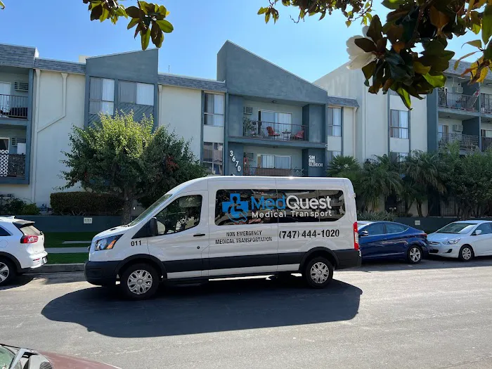 MedQuest Medical Transport Picture 6
