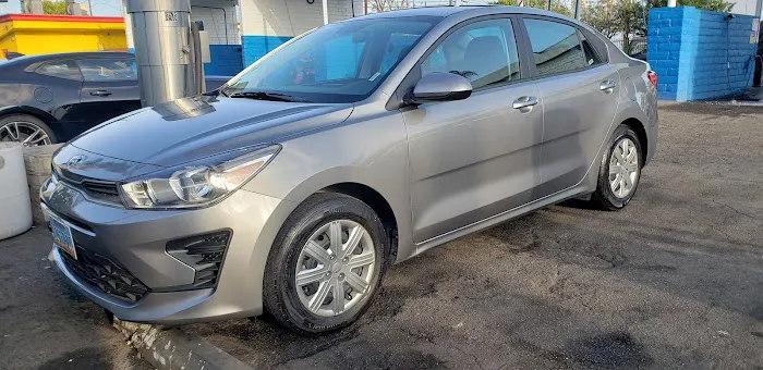 Avis Car Rental Picture 9
