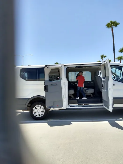 Enterprise Rent-A-Car Picture 9