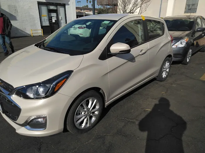 Hertz Car Rental - Glendale - South Brand Boulevard Picture 4