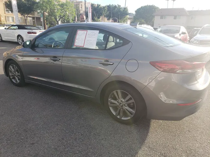 Budget Car Rental Picture 6