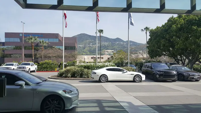 Avis Car Rental Picture 3