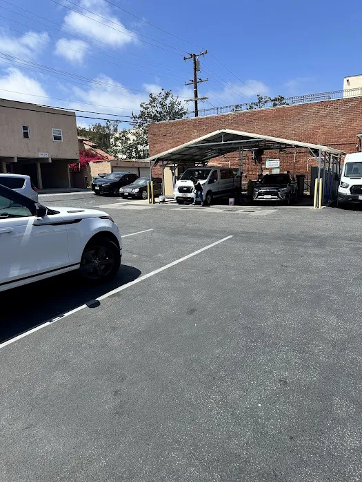 Enterprise Rent-A-Car Picture 1