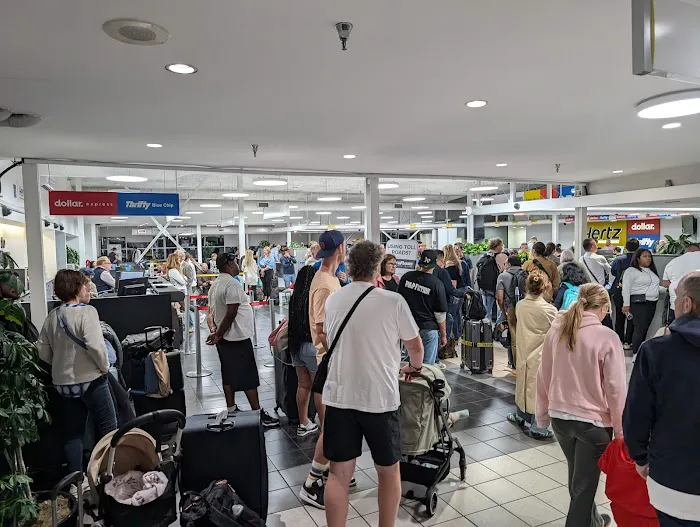 Thrifty Car Rental - Los Angeles International Airport Picture 7
