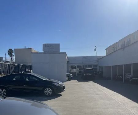 LA Luxury Car Rental