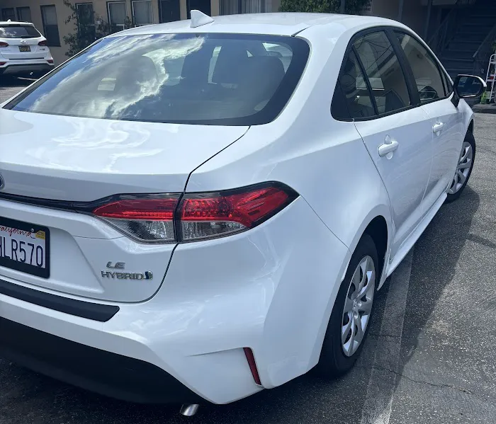 LA Luxury Car Rental Picture 5
