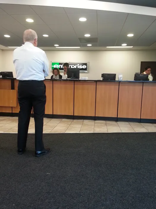 Enterprise Rent-A-Car Picture 8