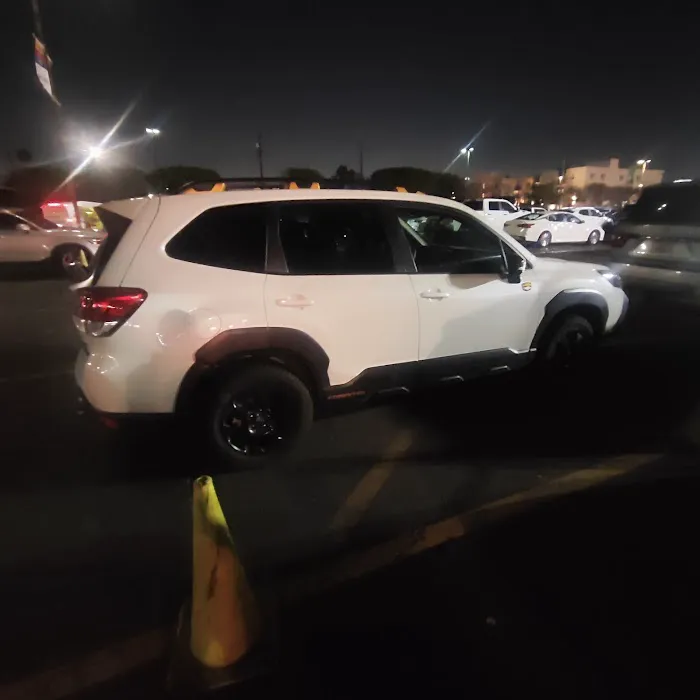 Dollar Car Rental - Dsh Lax Marriott Hotel Picture 7