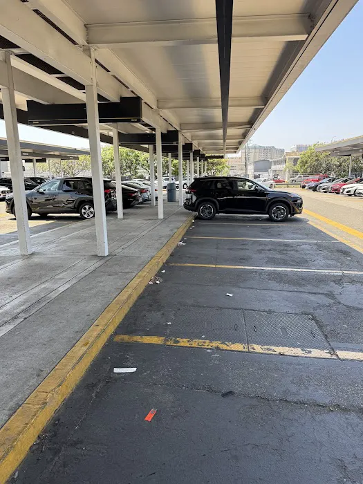 Hertz Car Rental - Los Angeles - Lax Marriott Hotel Picture 5