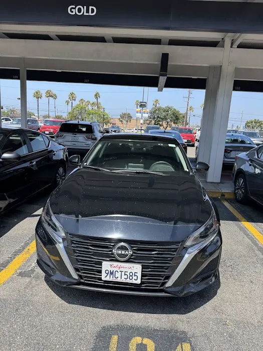 Hertz Car Rental - Los Angeles - Lax Marriott Hotel Picture 1