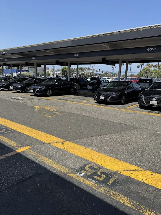 Hertz Car Rental - Los Angeles - Lax Marriott Hotel Picture 8