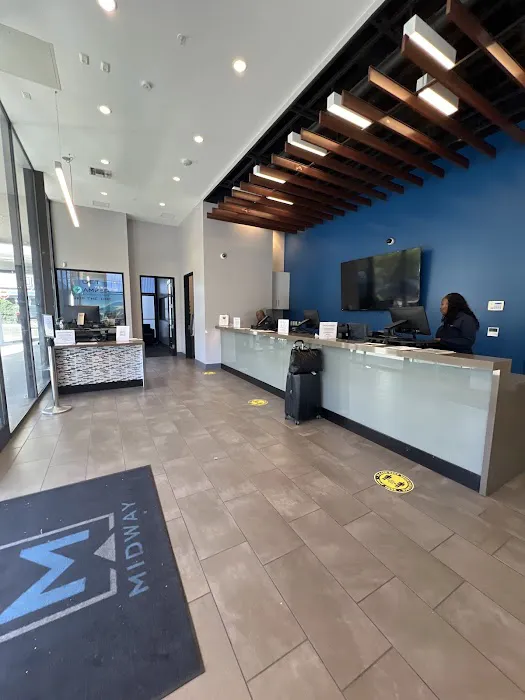 Midway Car Rental LAX Picture 8