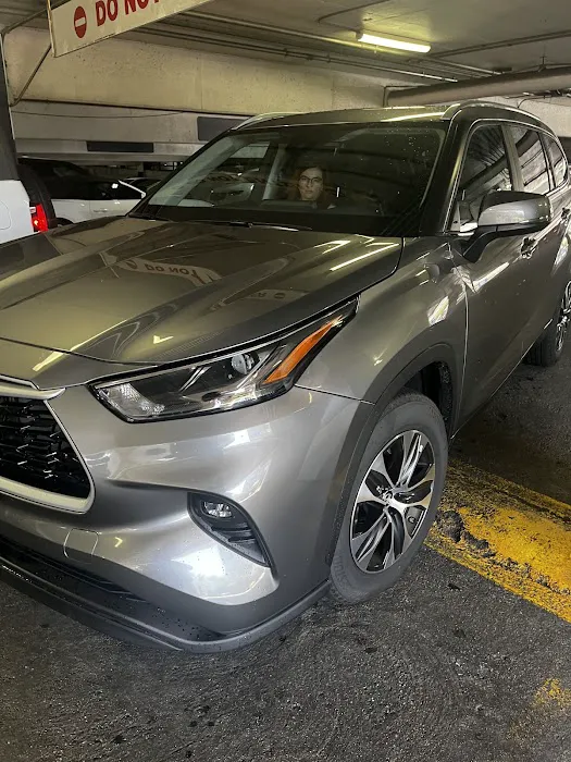 Midway Car Rental Return Picture 1