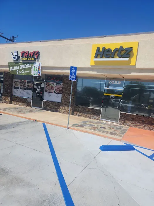 Hertz Car Rental - Buena Park - Orangethorpe Avenue Picture 1
