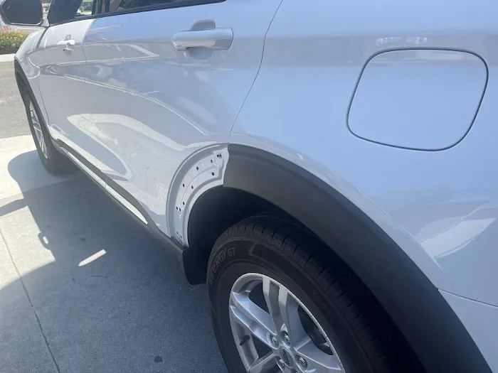 Avis Car Rental Picture 3