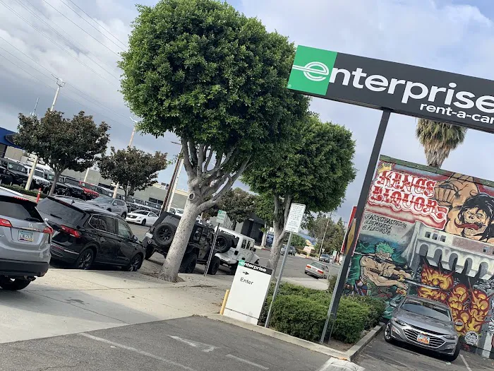 Enterprise Rent-A-Car Picture 1
