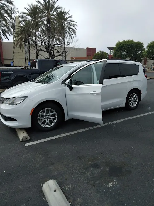 Enterprise Rent-A-Car Picture 7