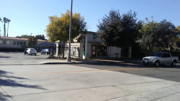 Enterprise Rent-A-Car Picture 5